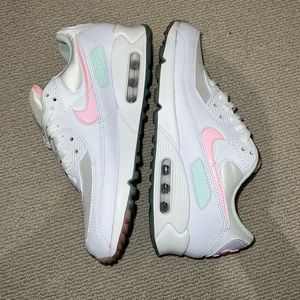 Nike Air Max Sneakers